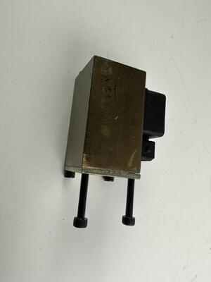 0009736081 válvula solenoide peças para Linde Reach Stacker